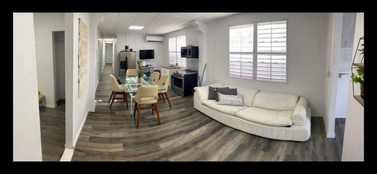 Guest house Large 9 Bedroom La Placita De Santurce By Rentalspr *